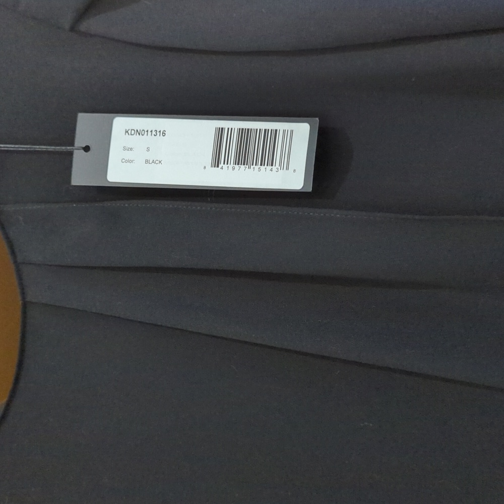 Halston Heritage black blouse - Picture 2 of 9